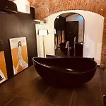 Διαμέρισμα Nest Loft And Cellar Νοβάρα