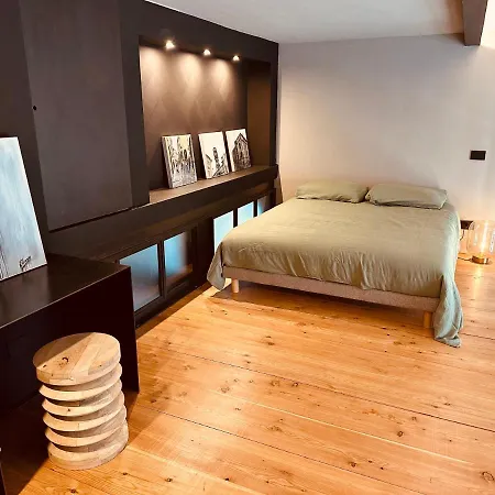 Nest Loft And Cellar شقة نوفارا