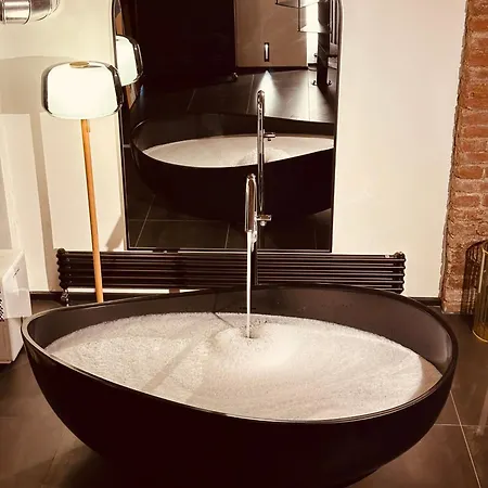 Nest Loft And Cellar * Новара