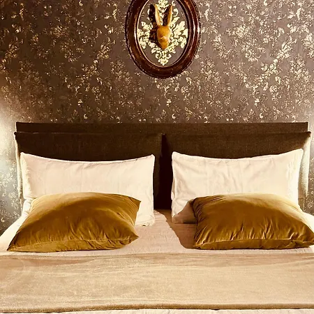 Апартаменты Nest Loft And Cellar Новара